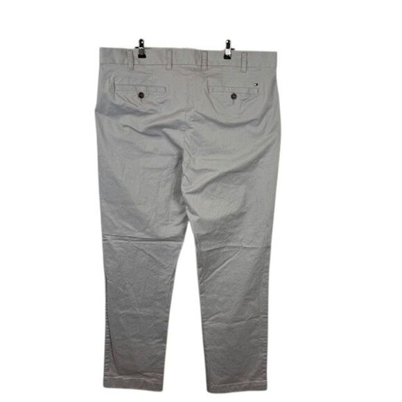 Tommy Hilfiger Tailored Fit Chino Gray Flat Front Trousers Pants Size 38x34 - Picture 4 of 14